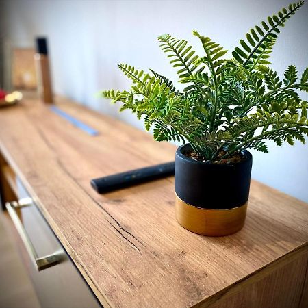 Sloneczny Apartament Oswiecim Ngoại thất bức ảnh