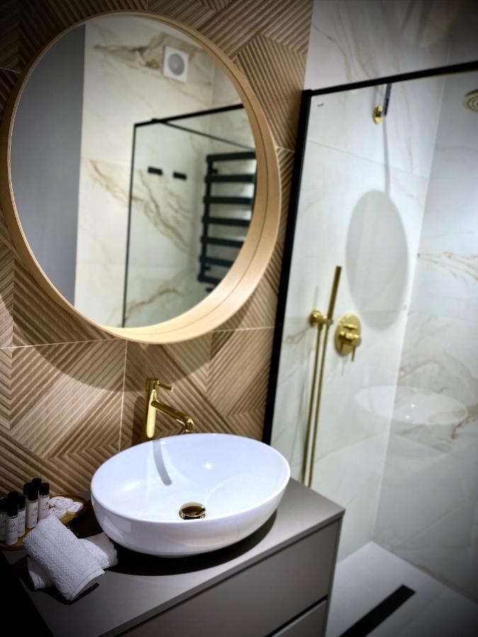 Sloneczny Apartament Oswiecim Ngoại thất bức ảnh