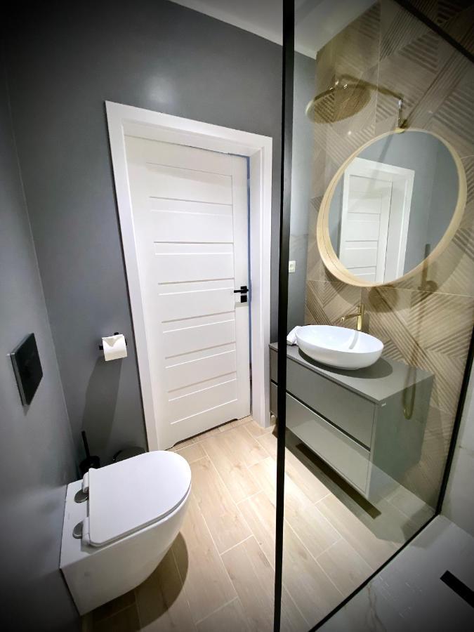 Sloneczny Apartament Oswiecim Ngoại thất bức ảnh