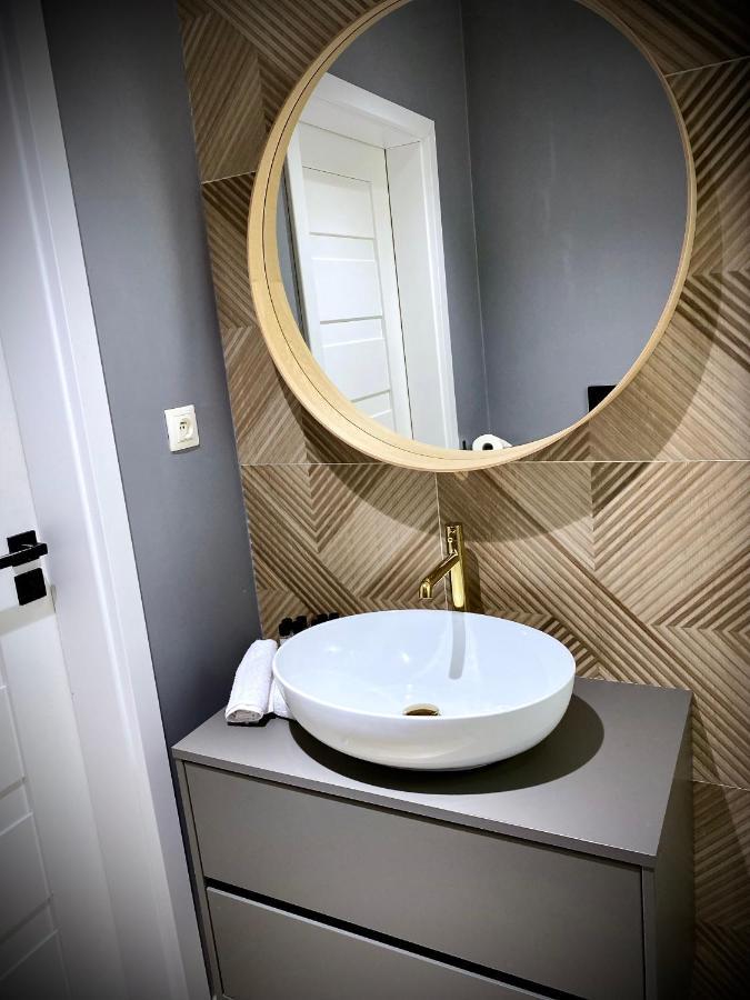 Sloneczny Apartament Oswiecim Ngoại thất bức ảnh
